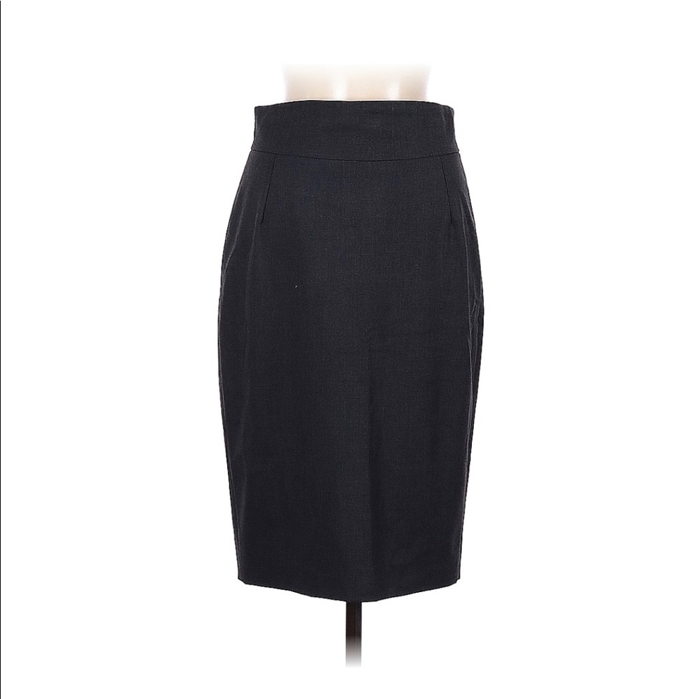 RARE Vertigo Paris Women’s grey pencil skirt! Like-new condition!